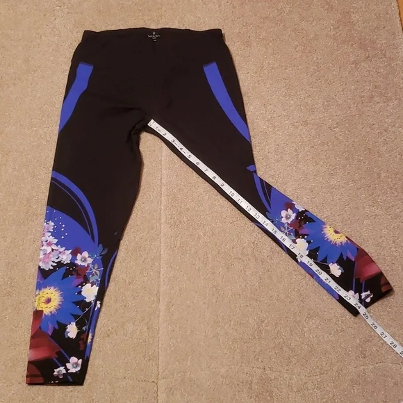 Sweaty Betty Women's Tokyo Bloom 7/8 Leggings - Picture 9 of 10